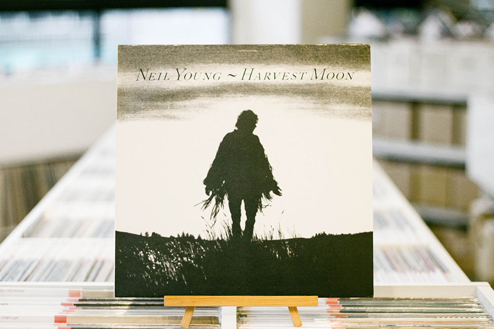 
Neil Young / Harvest Moon